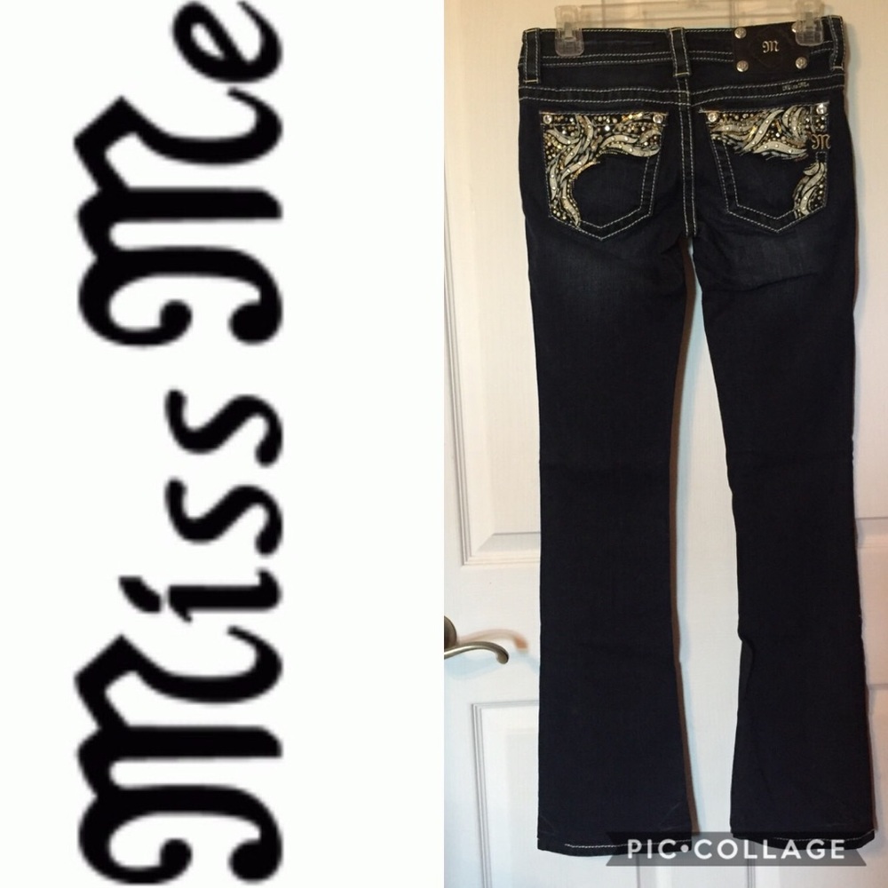 Dark wash Miss Me Bootcut Jeans